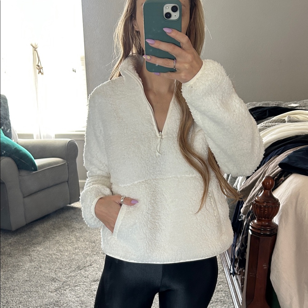 Wondershop White Sherpa Zip Pullover